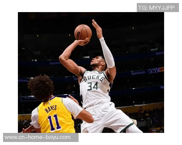 字母哥无奈感叹队友表现不佳特纳罗林斯小波特外线投篮惨淡