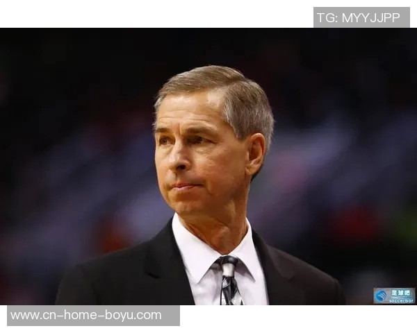 拉亚高度评价助教海因策称其在球队防守中发挥重要作用