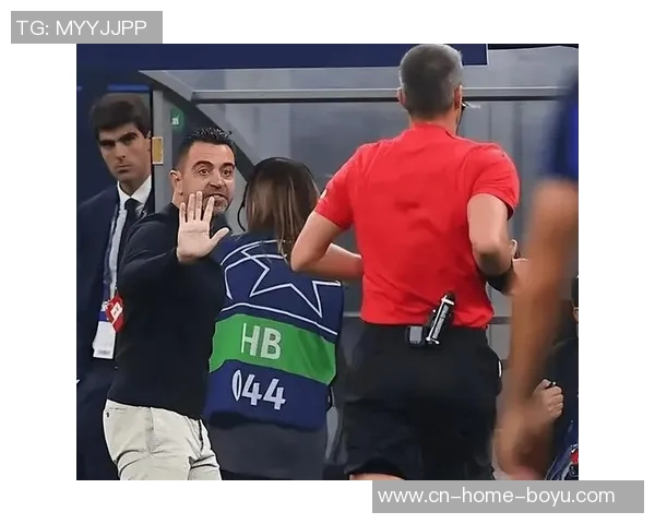 前裁判回忆哈维比赛风格称其为最磨人球员整场唠叨不断